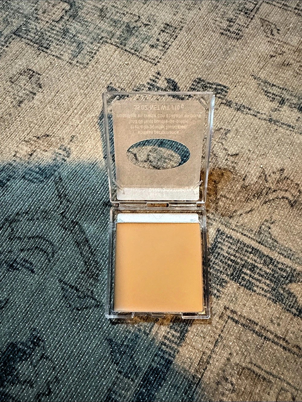 Mary Kay Endless Performance Crème-to-Powder Foundation Beige 3 Foundation NWT